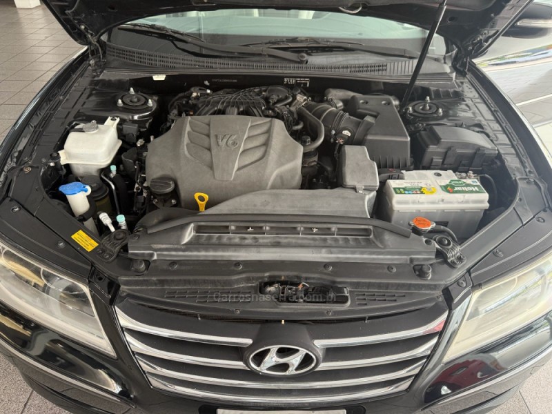 AZERA 3.3 MPFI GLS SEDAN V6 24V GASOLINA 4P AUTOMÁTICO - 2011 - NOVO HAMBURGO