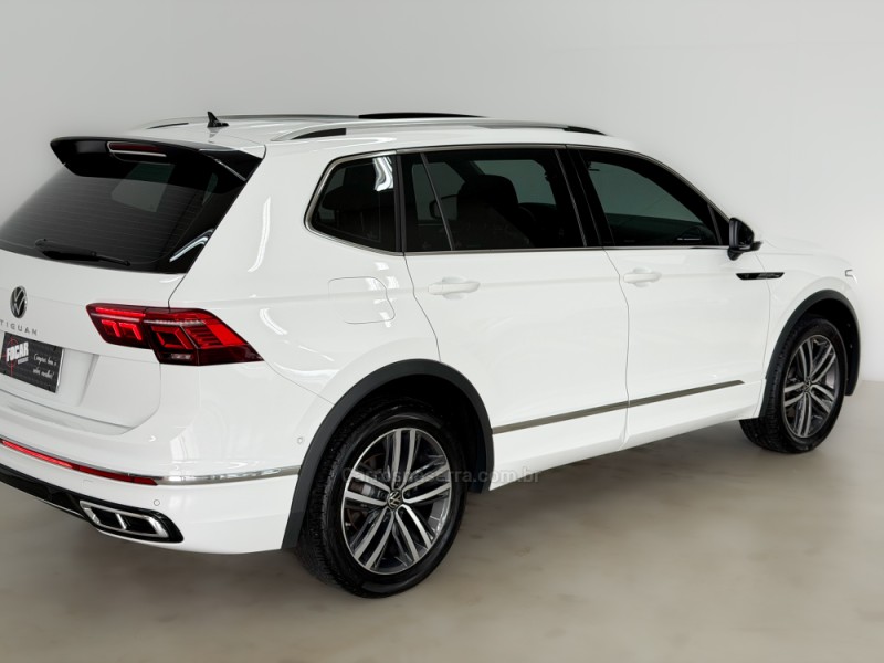 TIGUAN 2.0 TSI R-LINE 16V TURBO GASOLINA 4P TIPTRONIC - 2024 - CAXIAS DO SUL