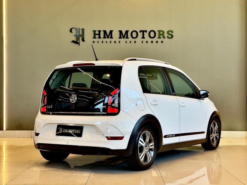 UP 1.0 TSI CROSS 12V FLEX 4P MANUAL - 2018 - CAXIAS DO SUL