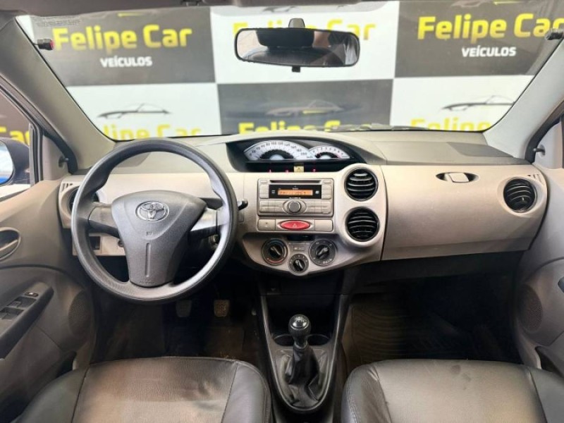 ETIOS 1.3 XS 16V FLEX 4P MANUAL - 2013 - CAXIAS DO SUL