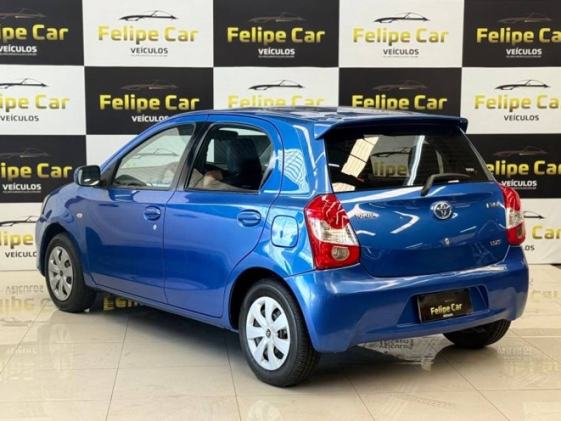 ETIOS 1.3 XS 16V FLEX 4P MANUAL - 2013 - CAXIAS DO SUL