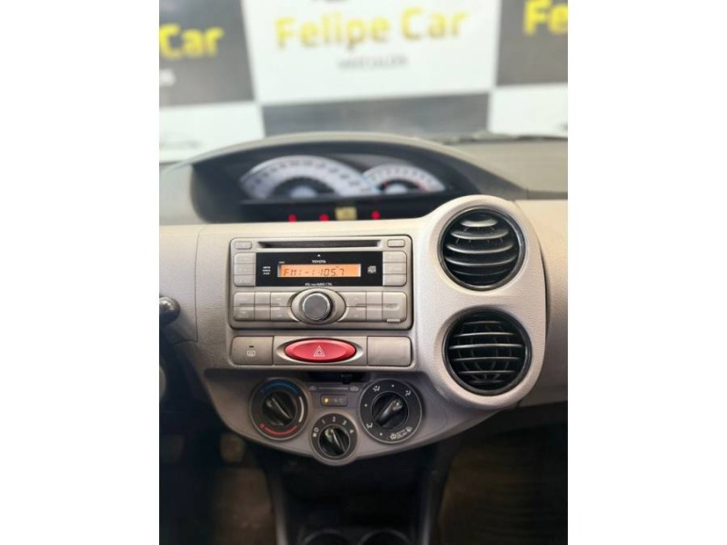 ETIOS 1.3 XS 16V FLEX 4P MANUAL - 2013 - CAXIAS DO SUL