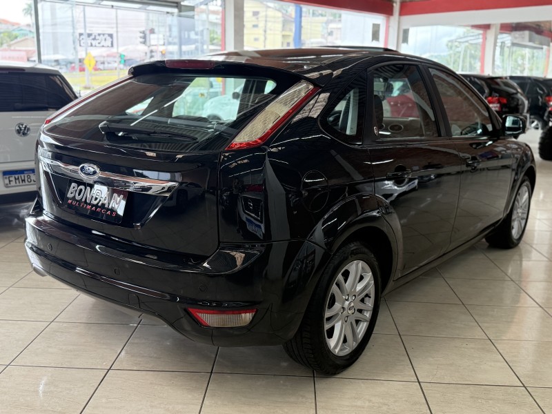 FOCUS 2.0 GHIA 16V GASOLINA 4P AUTOMÁTICO - 2009 - FARROUPILHA