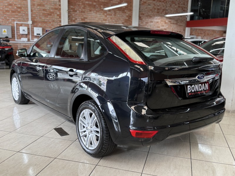 FOCUS 2.0 GHIA 16V GASOLINA 4P AUTOMÁTICO - 2009 - FARROUPILHA