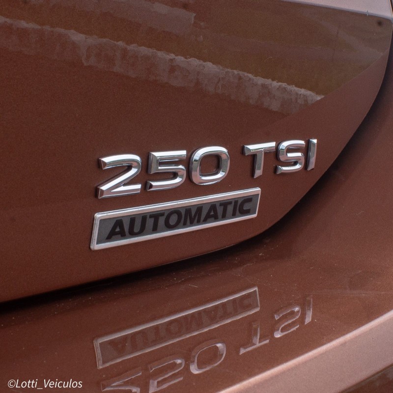 T-CROSS 1.4 HIGHLINE TSI 16V FLEX 4P AUTOMÁTICO - 2020 - FARROUPILHA