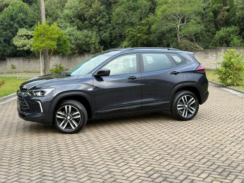 TRACKER  - 2025 - CANELA