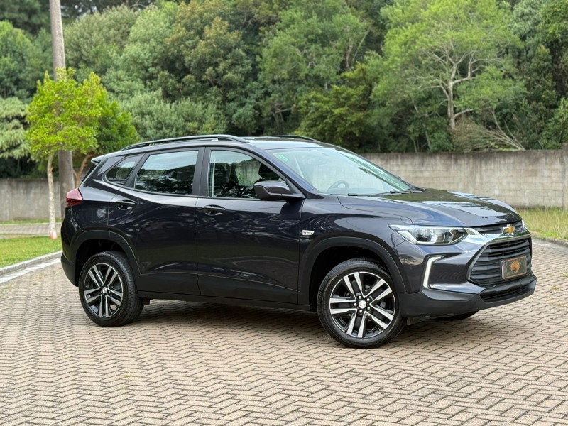 tracker  2025 canela