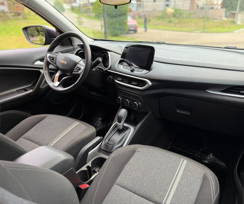 TRACKER  - 2025 - CANELA