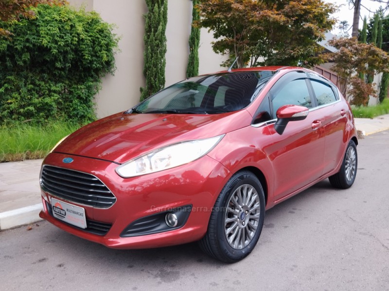 FIESTA 1.6 TITANIUM HATCH 16V FLEX 4P AUTOMÁTICO
