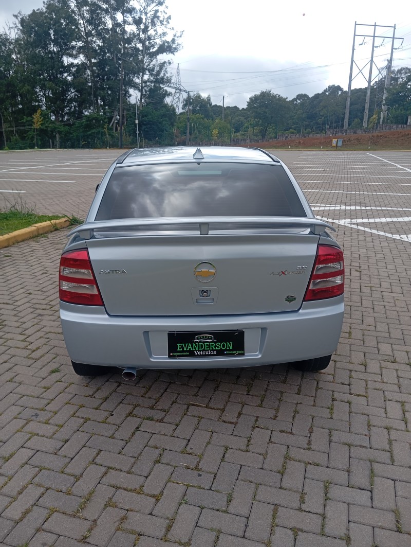 ASTRA 2.0 MPFI ADVANTAGE 8V FLEX 4P MANUAL - 2011 - CAXIAS DO SUL