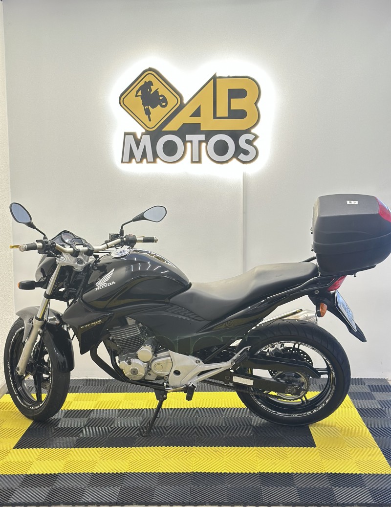 CB 300R  - 2014 - CAXIAS DO SUL