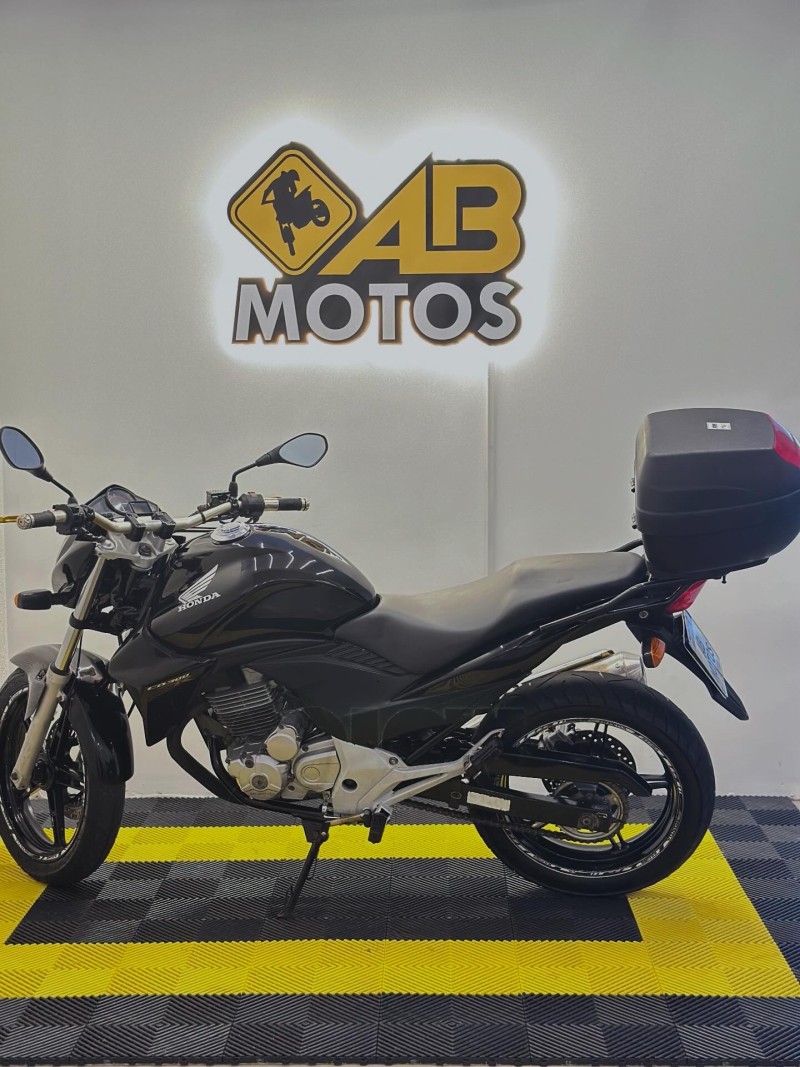CB 300R  - 2014 - CAXIAS DO SUL