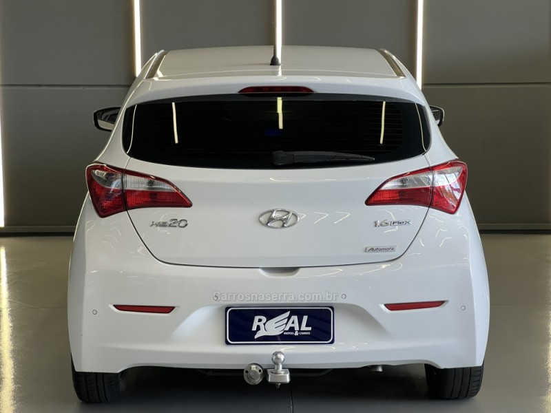 HB20 1.6 PREMIUM 16V FLEX 4P AUTOMÁTICO - 2013 - SAPIRANGA