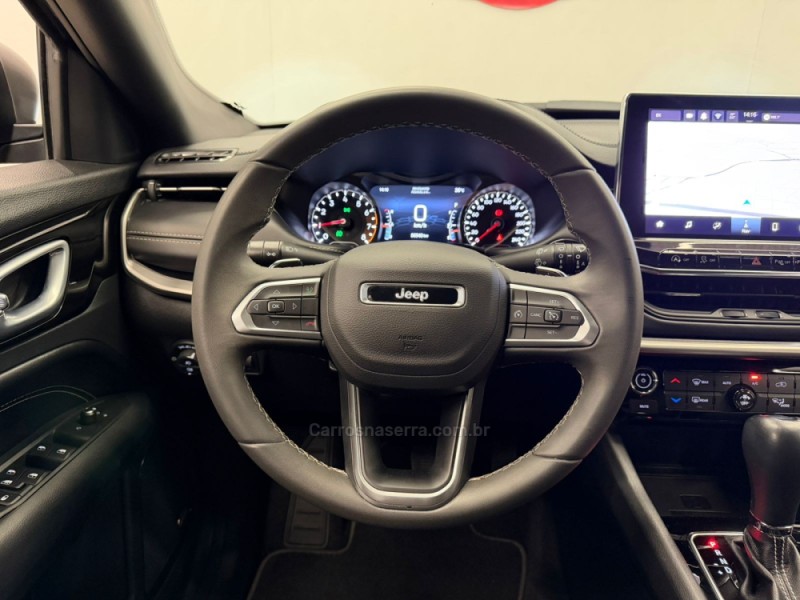 COMPASS 1.3 SERIE 80 ANOS 16V TURBO FLEX 4P AUTOMÁTICO - 2022 - CAXIAS DO SUL