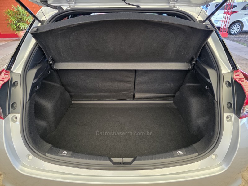 YARIS 1.5 XLS FLEX 4P AUTOMÁTICO - 2024 - SAPIRANGA