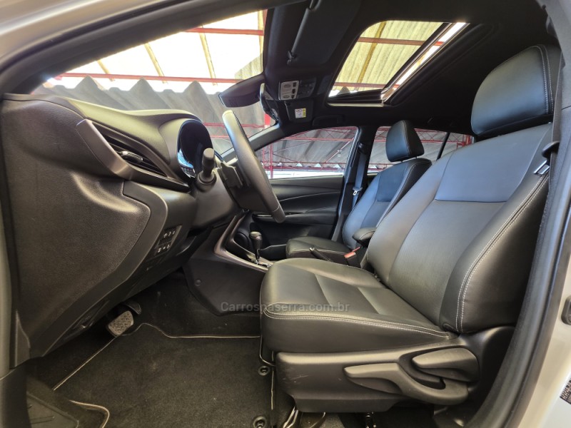 YARIS 1.5 XLS FLEX 4P AUTOMÁTICO - 2024 - SAPIRANGA