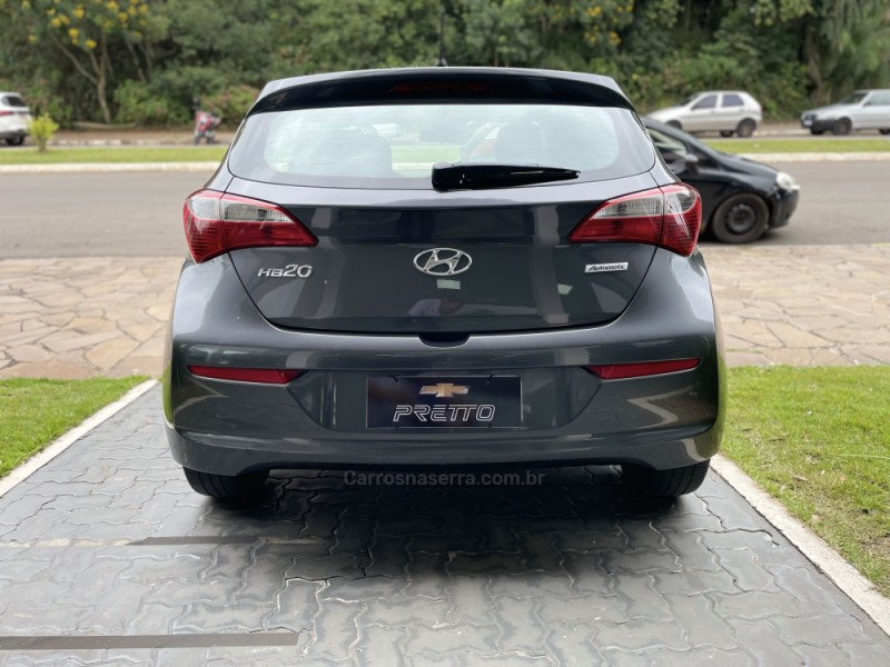 HB20 1.6 COMFORT PLUS 16V FLEX 4P AUTOMÁTICO - 2016 - GUAPORé