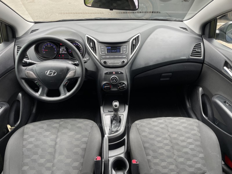 HB20 1.6 COMFORT PLUS 16V FLEX 4P AUTOMÁTICO - 2016 - GUAPORé