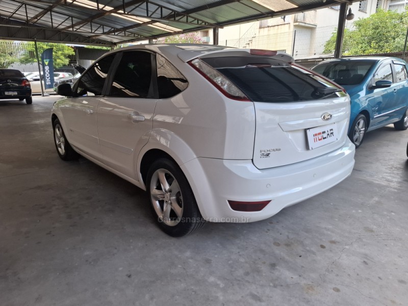 FOCUS 1.6 GLX 16V FLEX 4P MANUAL - 2013 - GARIBALDI