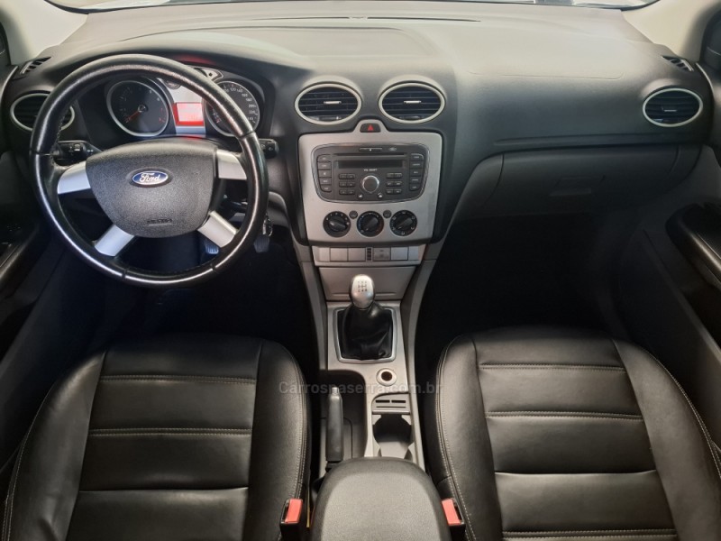 FOCUS 1.6 GLX 16V FLEX 4P MANUAL - 2013 - GARIBALDI