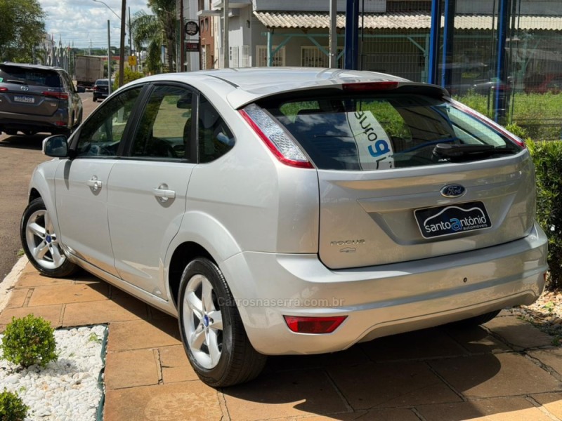 FOCUS 1.6 GLX 16V FLEX 4P MANUAL - 2012 - LAGOA VERMELHA