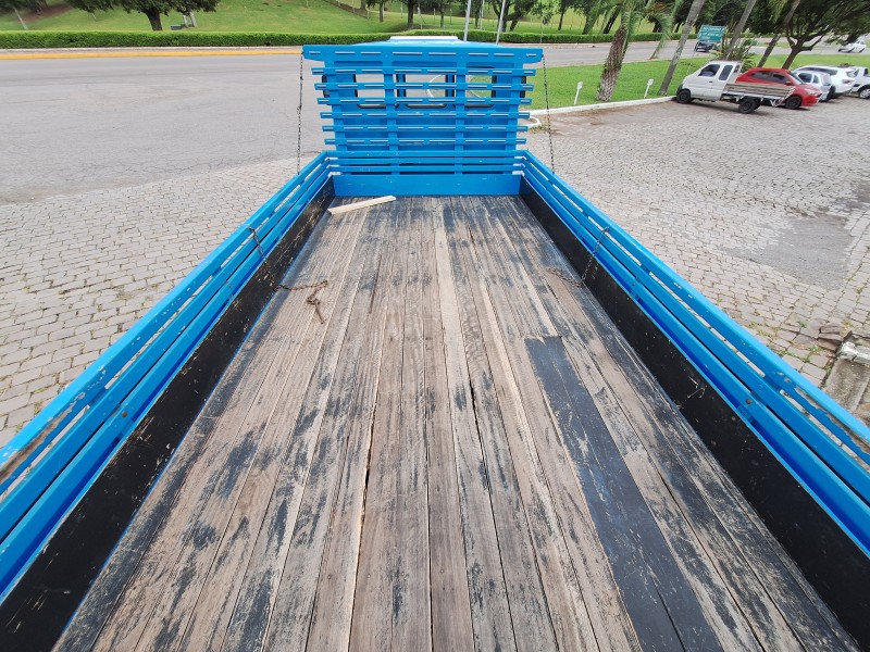 608 D - 1975 - FLORES DA CUNHA