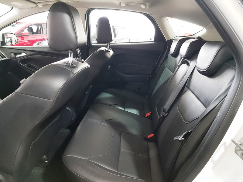 FOCUS 2.0 TITANIUM PLUS HATCH 16V FLEX 4P AUTO - 2016 - CAXIAS DO SUL