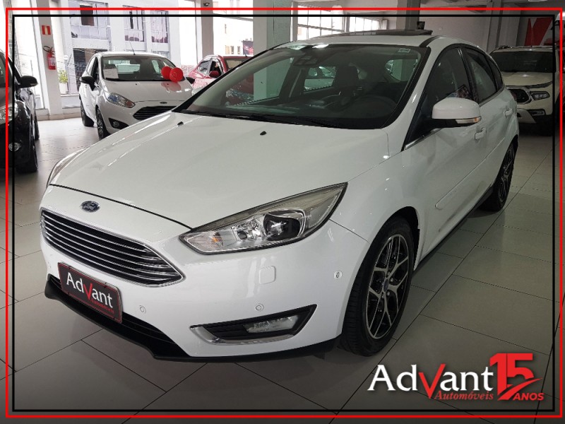 focus 2.0 titanium plus hatch 16v flex 4p auto 2016 caxias do sul