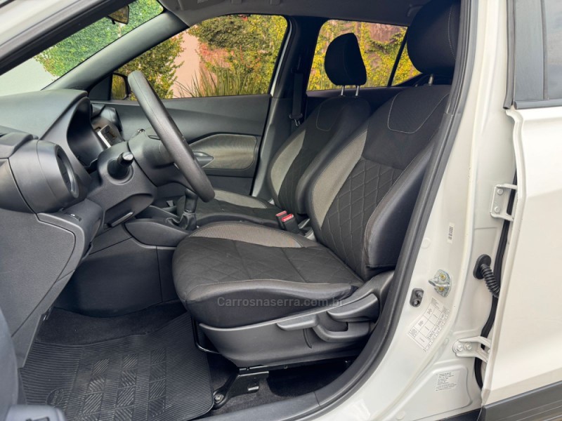 KICKS 1.6 16V FLEX S 4P MANUAL - 2018 - FARROUPILHA