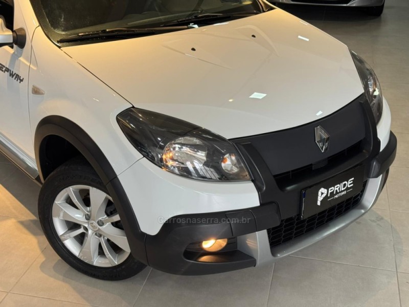 SANDERO 1.6 STEPWAY 16V FLEX 4P MANUAL - 2013 - CAXIAS DO SUL