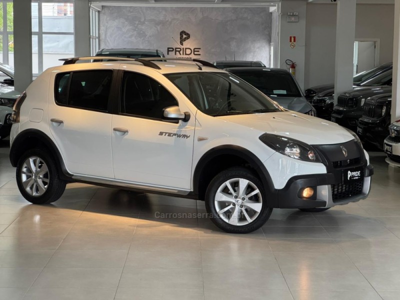 sandero 1.6 stepway 16v flex 4p manual 2013 caxias do sul