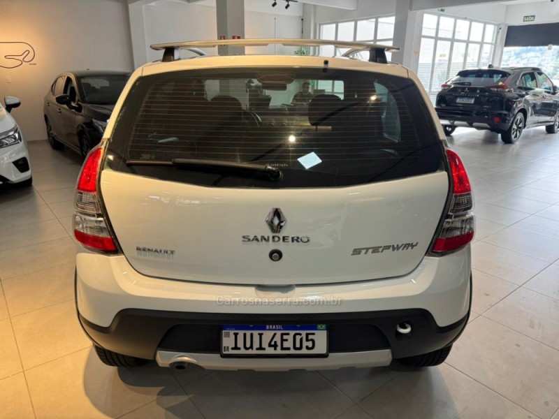 SANDERO 1.6 STEPWAY 16V FLEX 4P MANUAL - 2013 - CAXIAS DO SUL