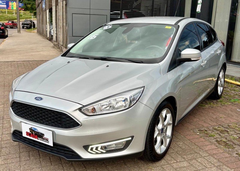focus 1.6 se plus 16v flex 4p manual 2016 caxias do sul