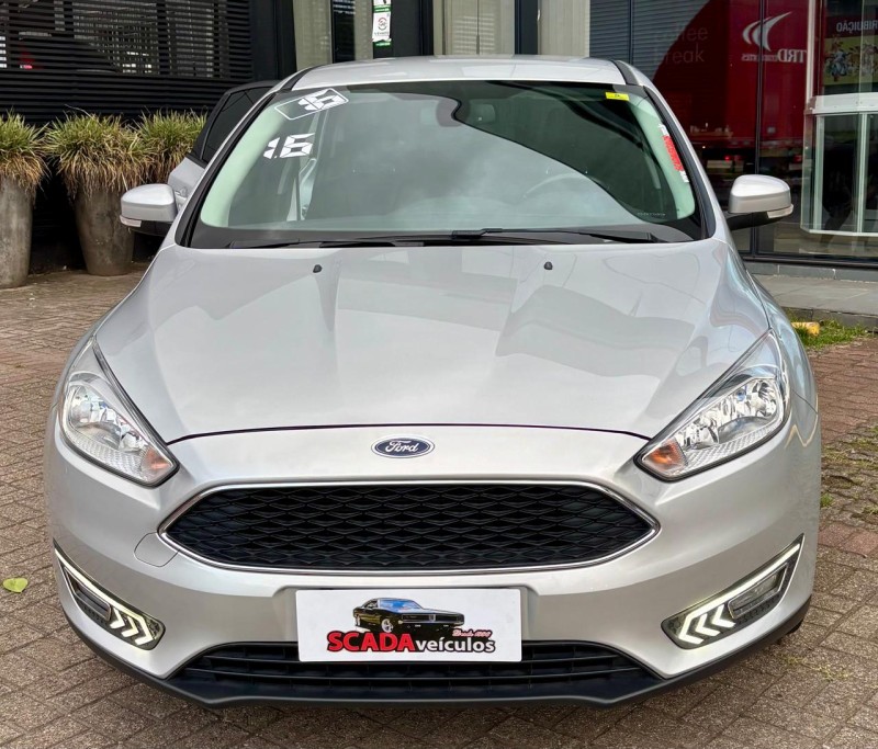 FOCUS 1.6 SE PLUS 16V FLEX 4P MANUAL - 2016 - CAXIAS DO SUL