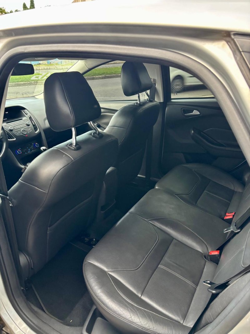 FOCUS 1.6 SE PLUS 16V FLEX 4P MANUAL - 2016 - CAXIAS DO SUL