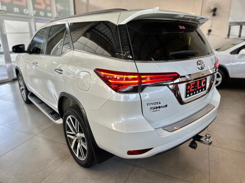 HILUX SW4 2.8 SRX 4X4 16V TURBO INTERCOOLER DIESEL 4P AUTOMÁTICO - 2017 - CAXIAS DO SUL