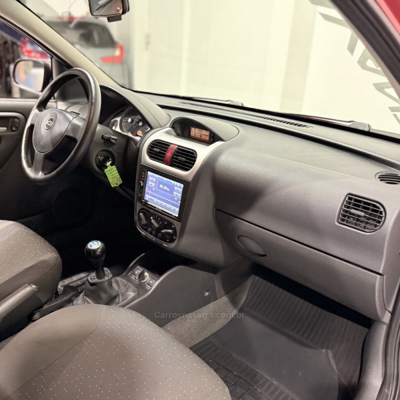 CORSA 1.4 MPFI PREMIUM SEDAN 8V FLEX 4P MANUAL - 2009 - NOVO HAMBURGO