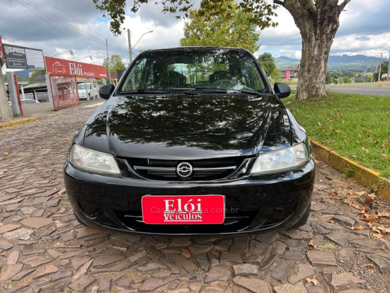 CELTA 1.0 MPFI 8V GASOLINA 2P MANUAL - 2004 - DOIS IRMãOS