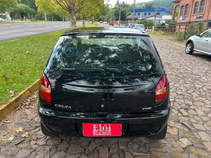 CELTA 1.0 MPFI 8V GASOLINA 2P MANUAL - 2004 - DOIS IRMãOS