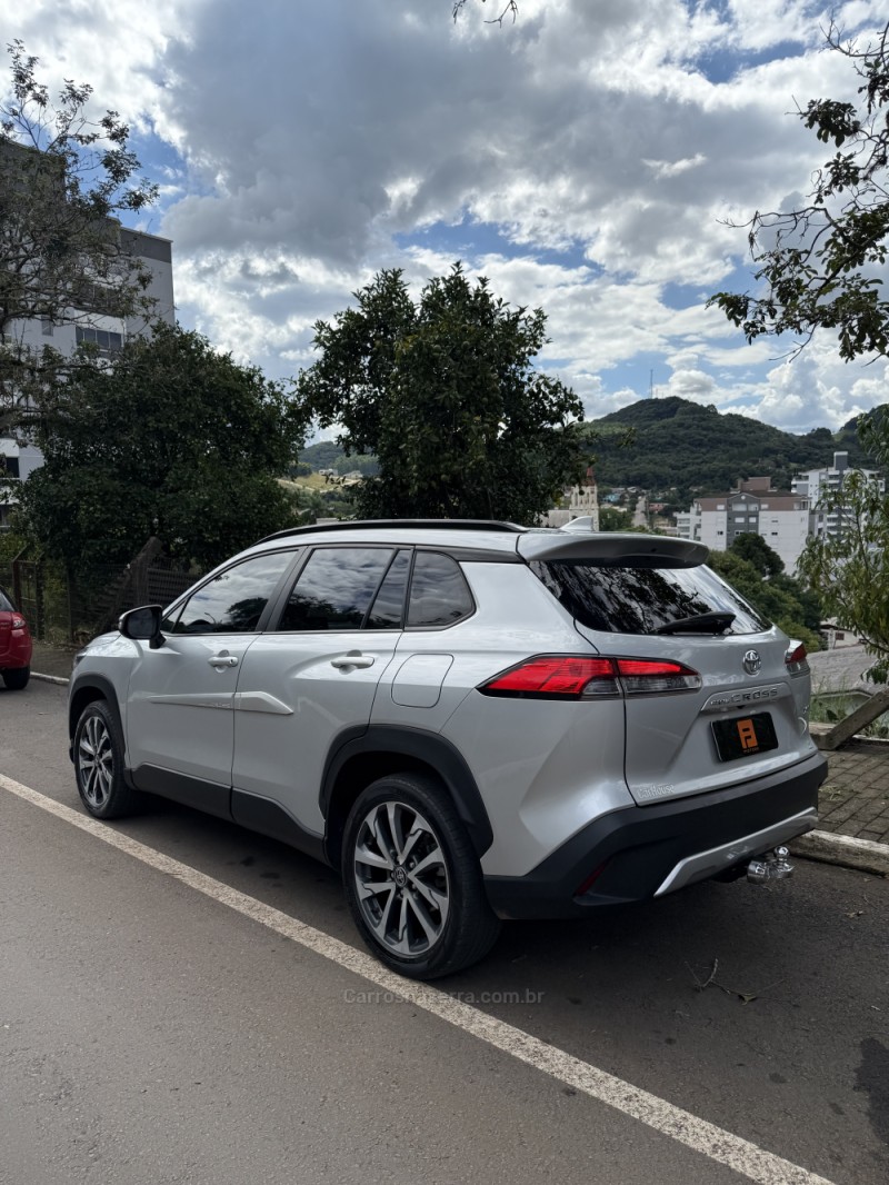 COROLLA 2.0 CROSS XRE 16V FLEX 4P AUTOMÁTICO - 2022 - NOVA ARAçá