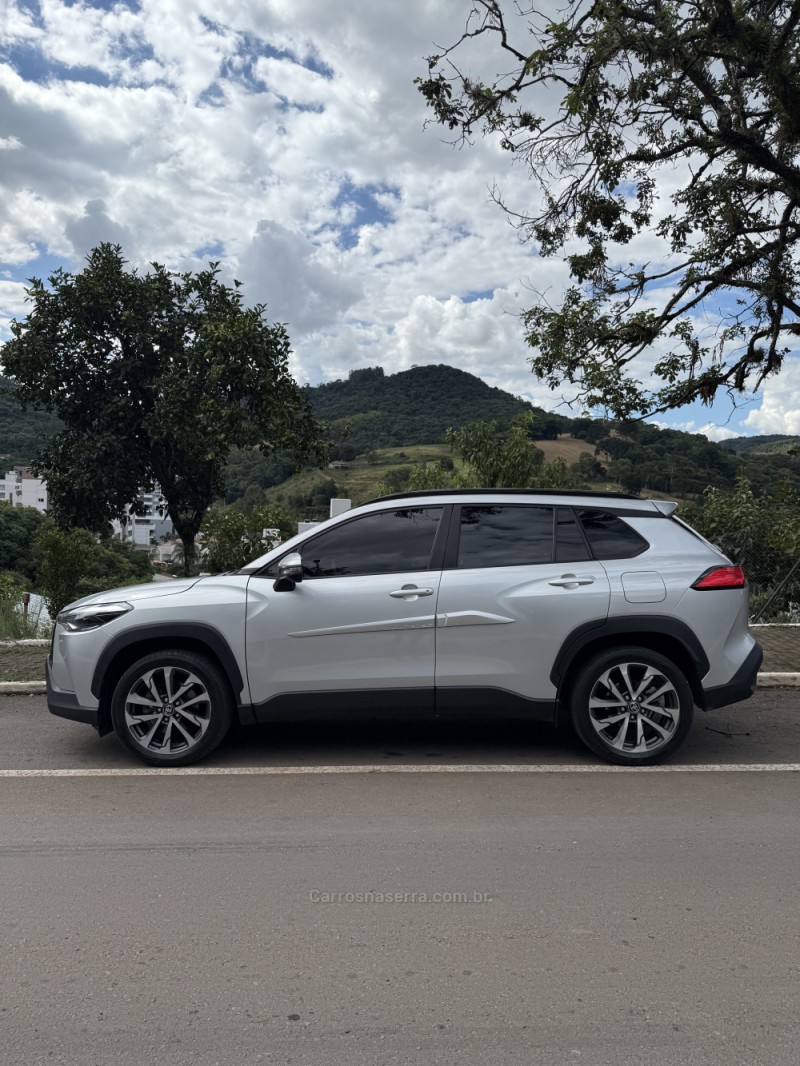 COROLLA 2.0 CROSS XRE 16V FLEX 4P AUTOMÁTICO - 2022 - NOVA ARAçá