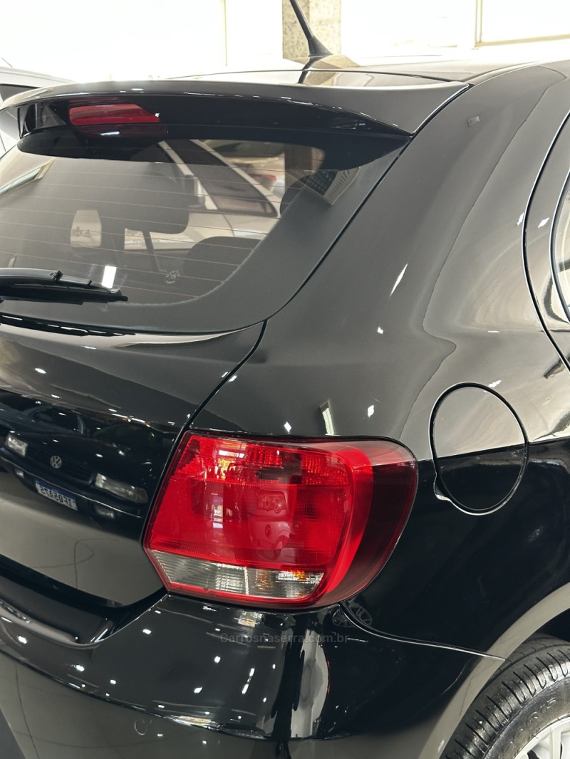 GOL 1.0 MI ROCK IN RIO 8V FLEX 4P MANUAL - 2016 - PORTãO