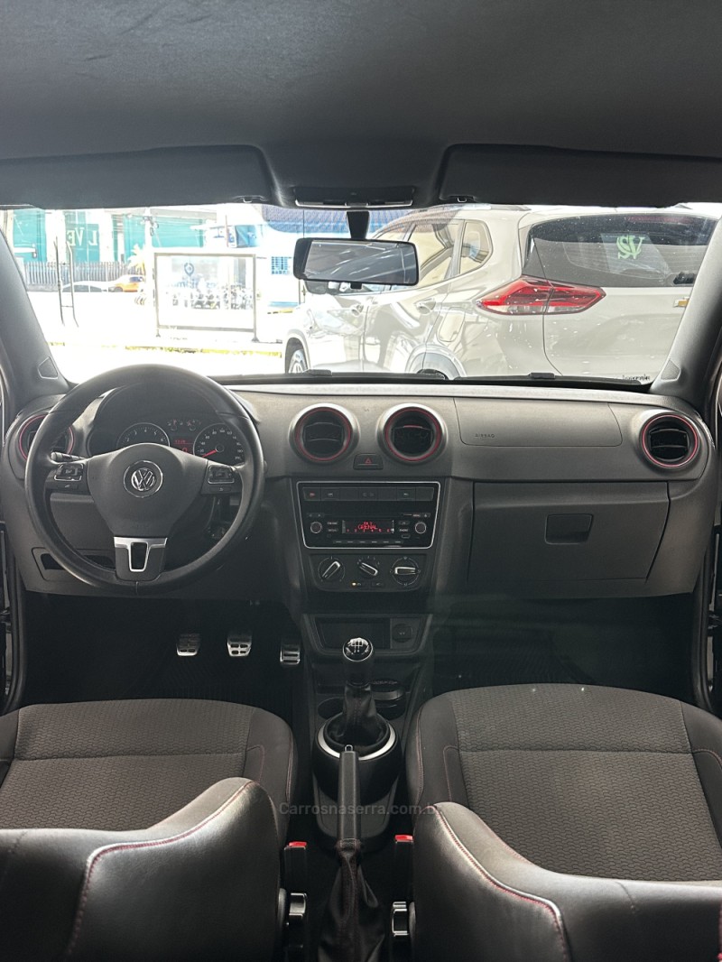 GOL 1.0 MI ROCK IN RIO 8V FLEX 4P MANUAL - 2016 - PORTãO