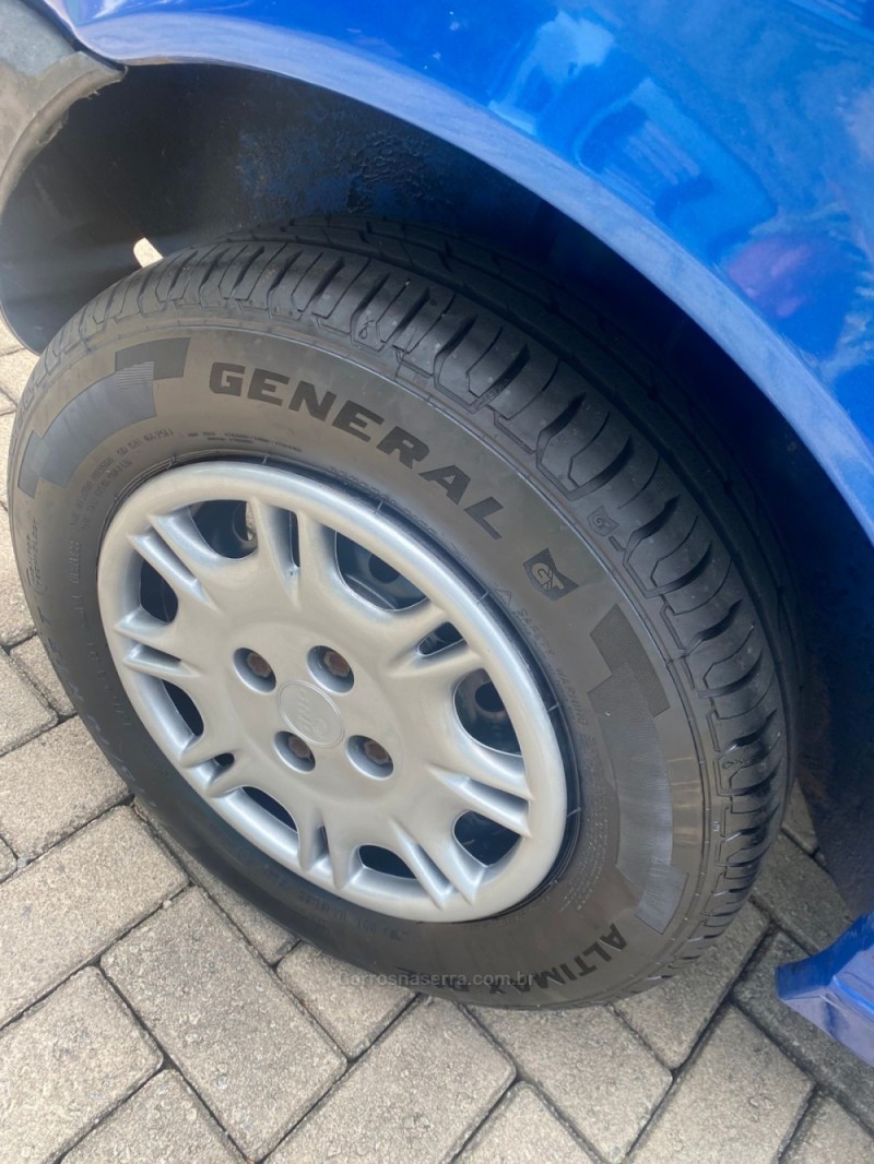 UNO 1.0 MPI MILLE FIRE 8V GASOLINA 4P MANUAL - 2003 - CANELA