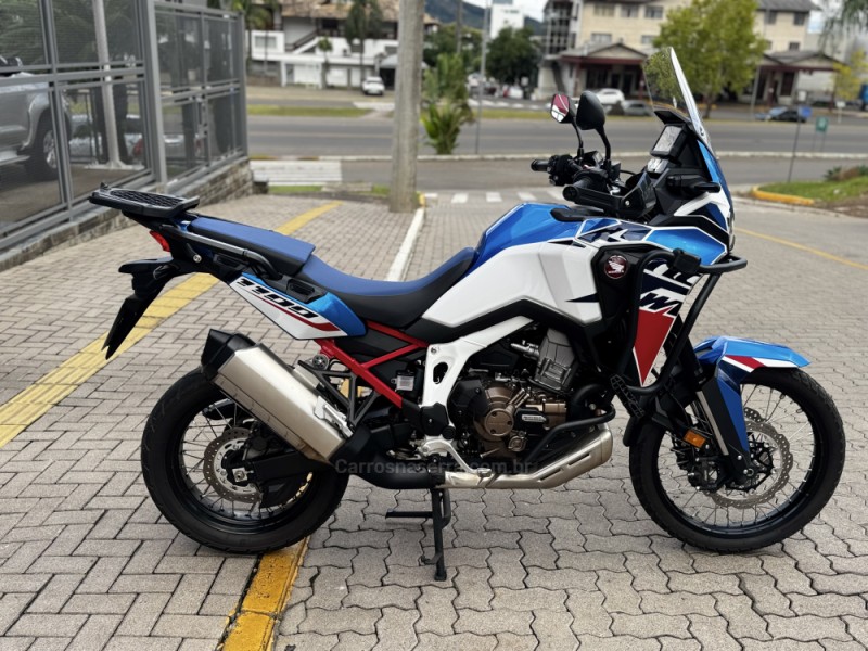 CRF 1000L AFRICA TWIN  - 2024 - FELIZ