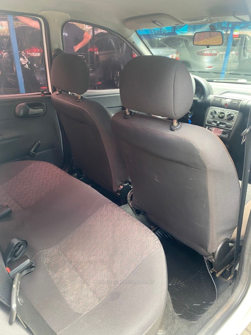 CLASSIC 1.6 MPFI SPIRIT 8V GASOLINA 4P MANUAL - 2007 - CANELA