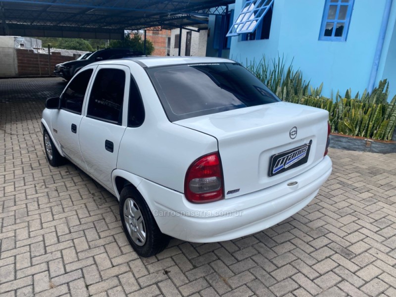 CLASSIC 1.6 MPFI SPIRIT 8V GASOLINA 4P MANUAL - 2007 - CANELA