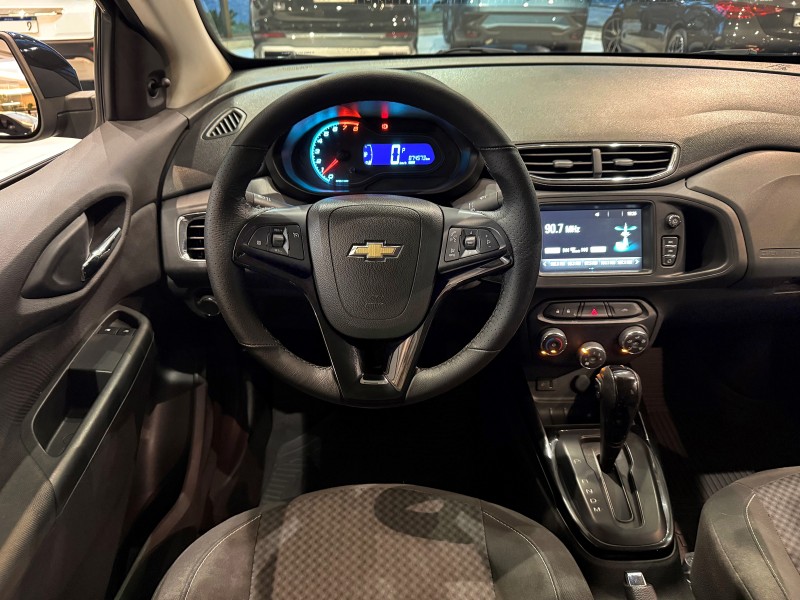 PRISMA 1.4 MPFI LT 8V FLEX 4P AUTOMÁTICO - 2017 - FARROUPILHA