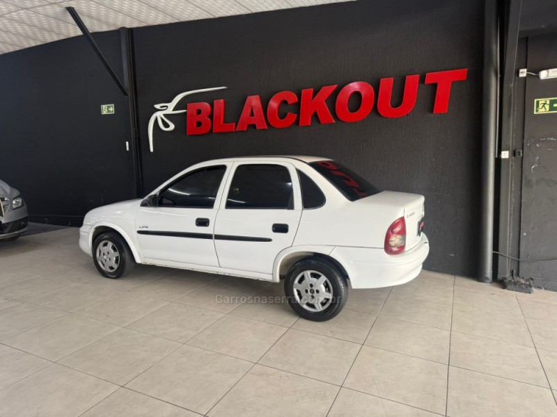 CLASSIC 1.0 MPFI 8V GASOLINA 4P MANUAL - 2007 - CAMPO BOM