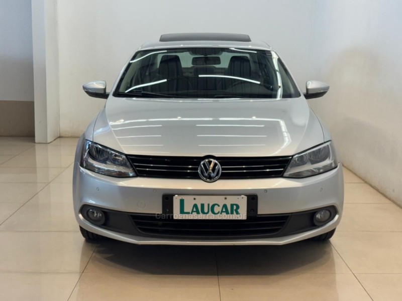 JETTA 2.0 COMFORTLINE FLEX 4P TIPTRONIC - 2013 - CASCA